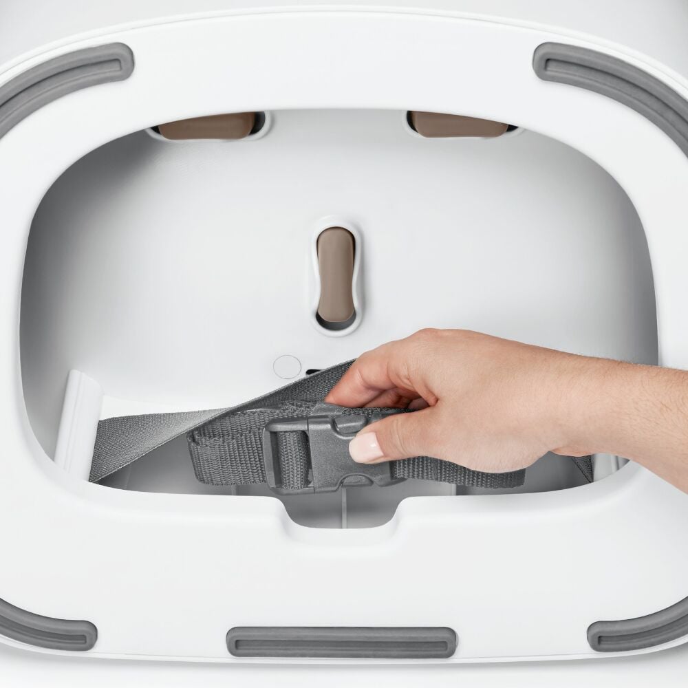 Nest Booster Seat with Removable Cushion D3