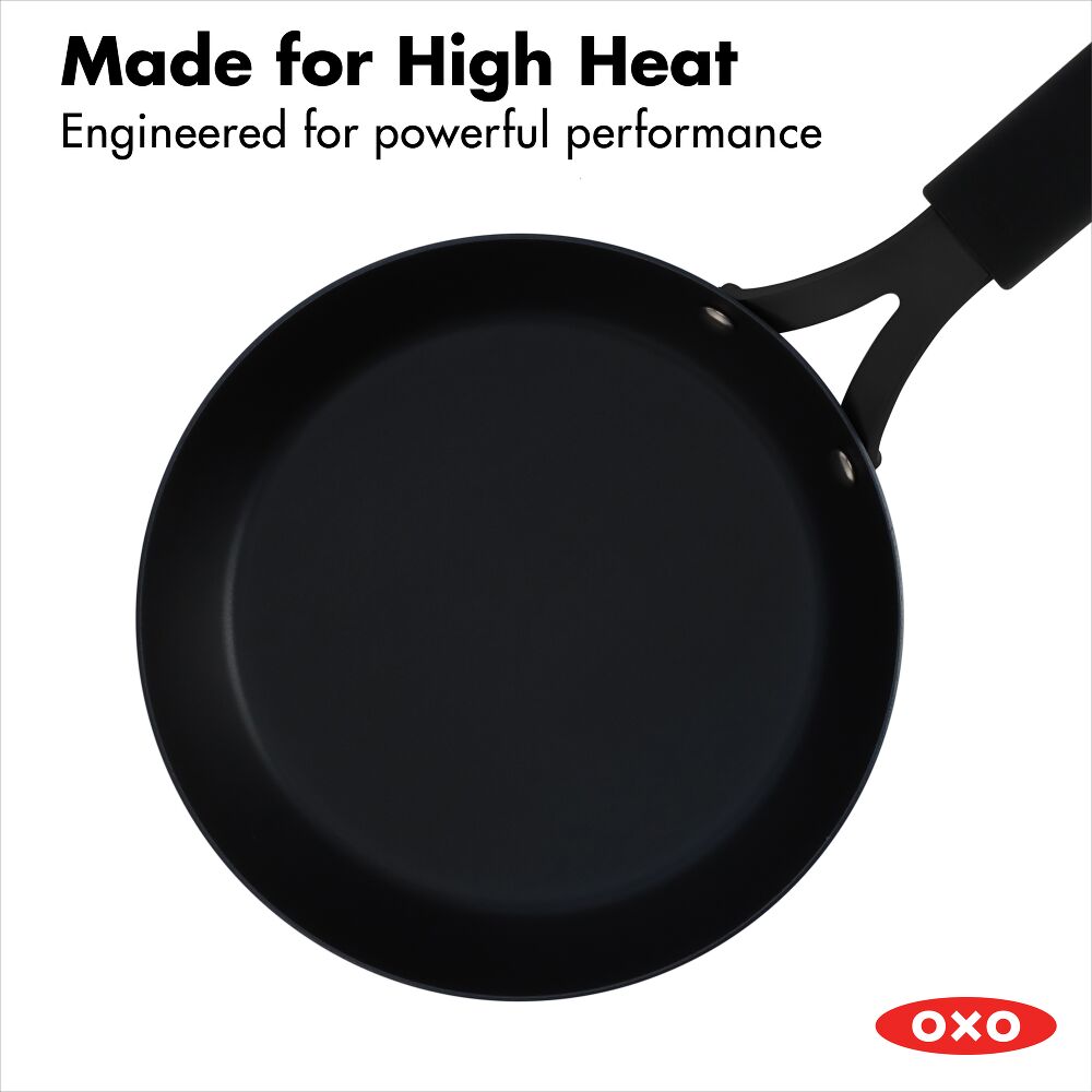 Carbon Steel Obsidian Series 8-Inch Frypan with Silicone Sleeve M7