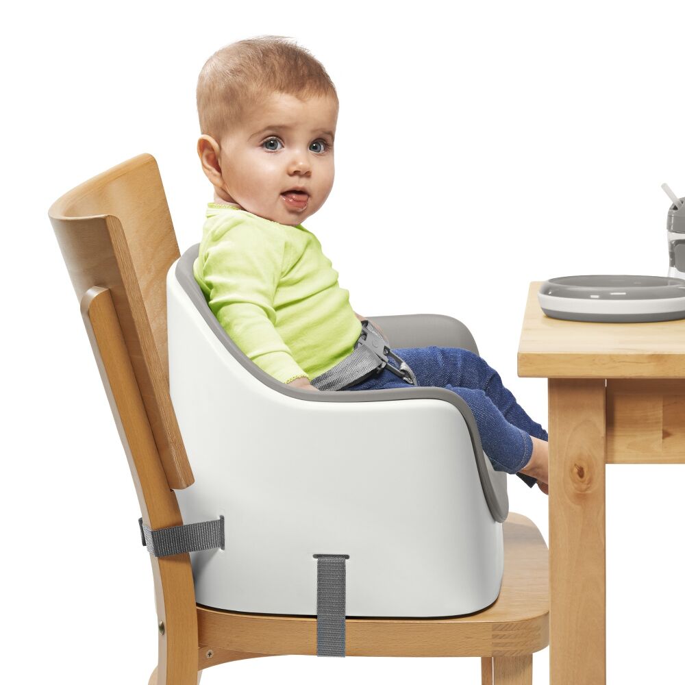 Nest Booster Seat with Removable Cushion B2