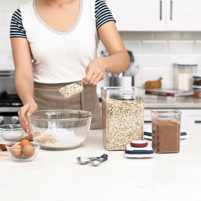 8-Piece POP Container Baking Set L0