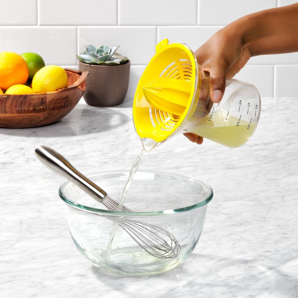 2-in-1 Citrus Juicer C7