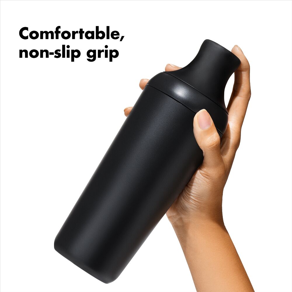 OXO Good Grips Plastic Cocktail Shaker- 20 oz/590 mL capacity E6