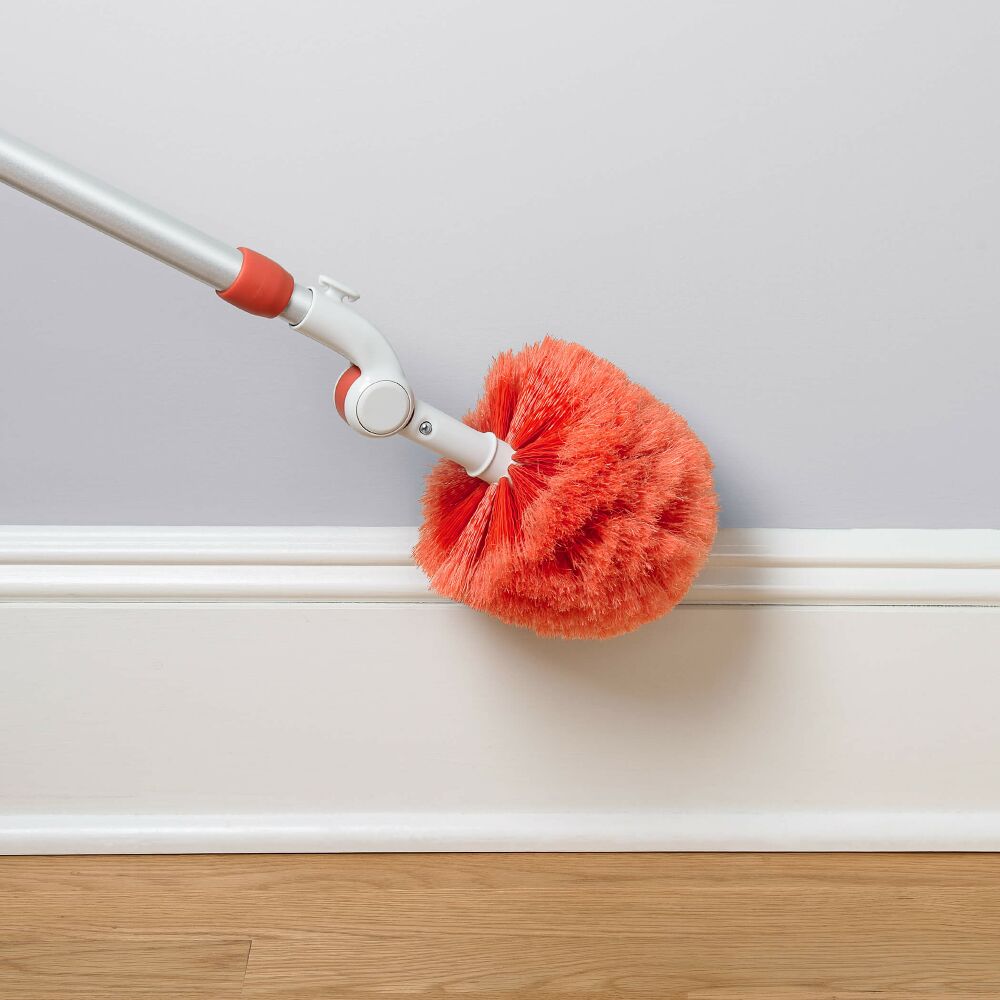 Long Reach Dusting System D4