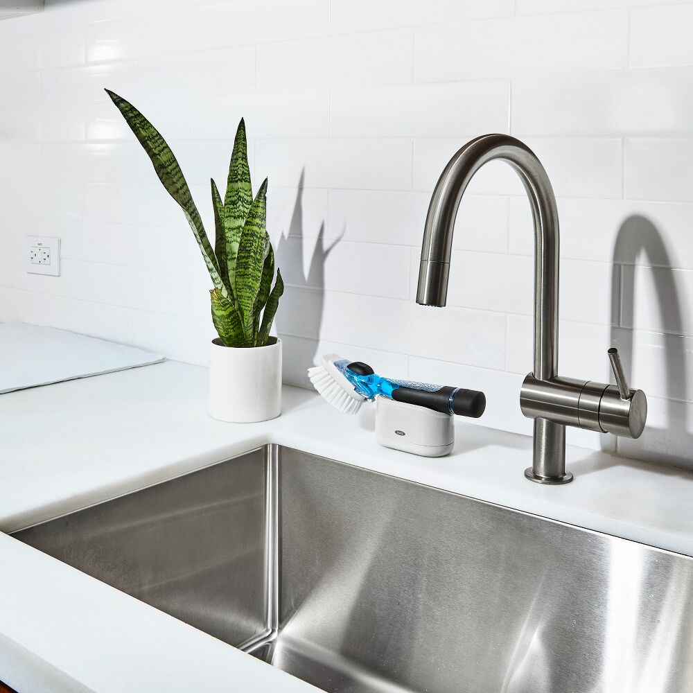 Soap Dispensing Dish Brush Storage Set V5