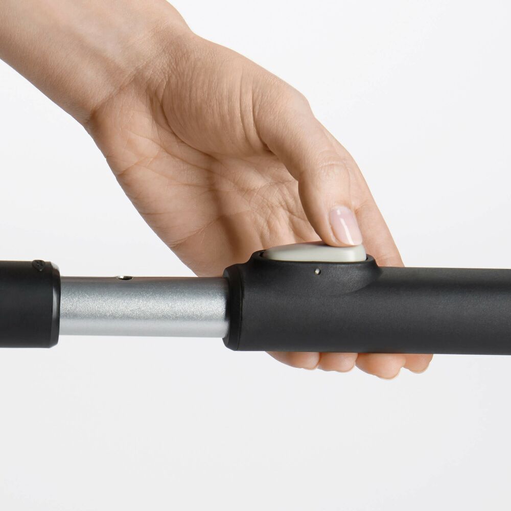 Extendable Twister Snow Brush D7