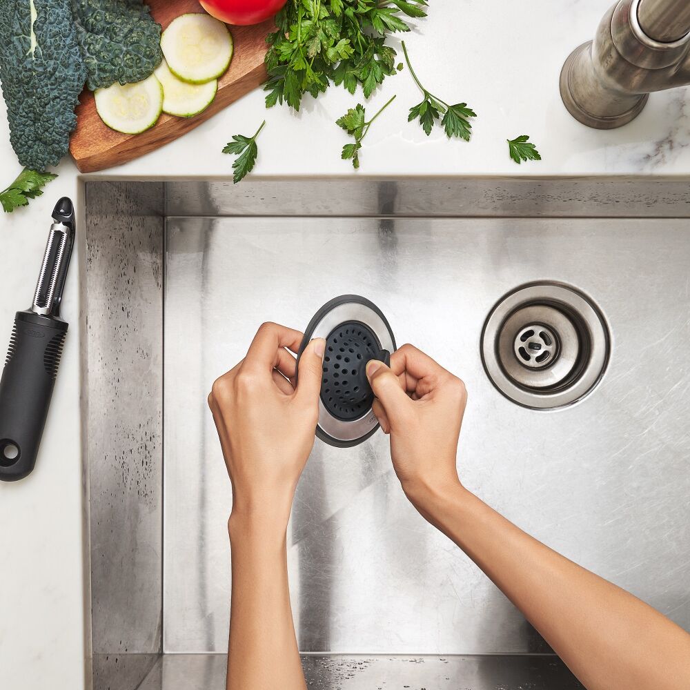OXO Good Grips 2-In-1 Sink Strainer & Stopper Tray Pack Y3