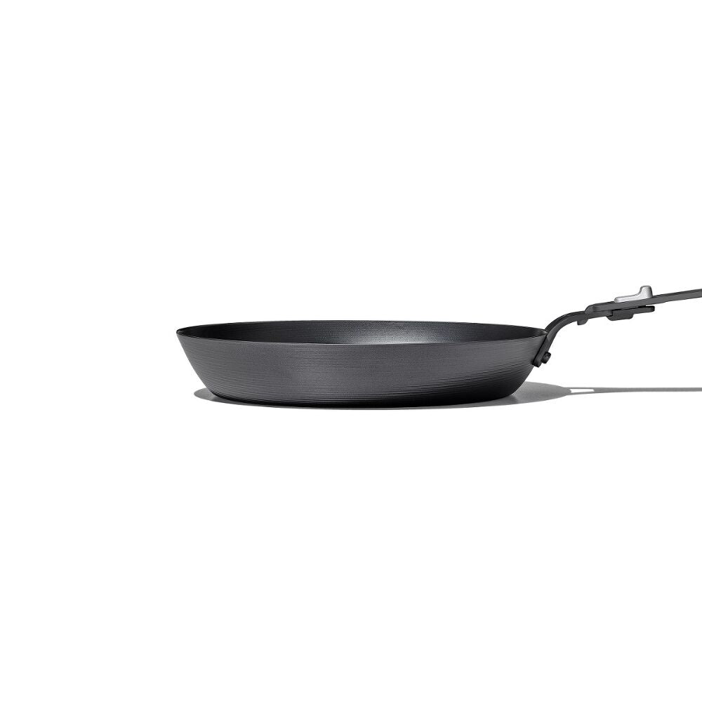 Carbon Steel With Removable Handle 10in Pan I8