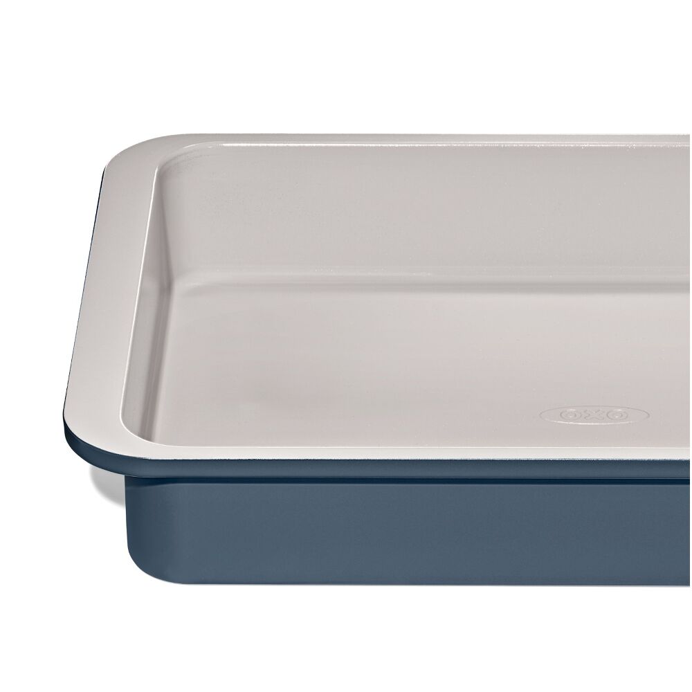 Non-Stick Pro Ceramic Coated Metal Bakeware 9" x 13" Cake Pan Q4