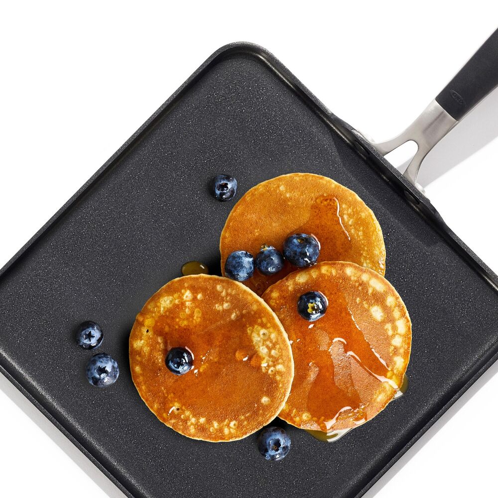 OXO Stainless Steel Everyday 11 in Square Griddle E5