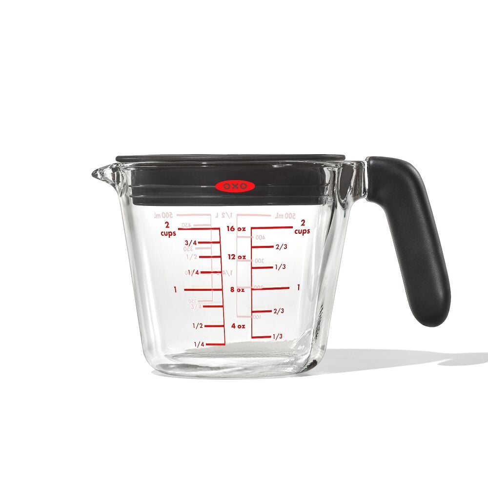 2 Cup Glass Measuring Cup with Lid P8
