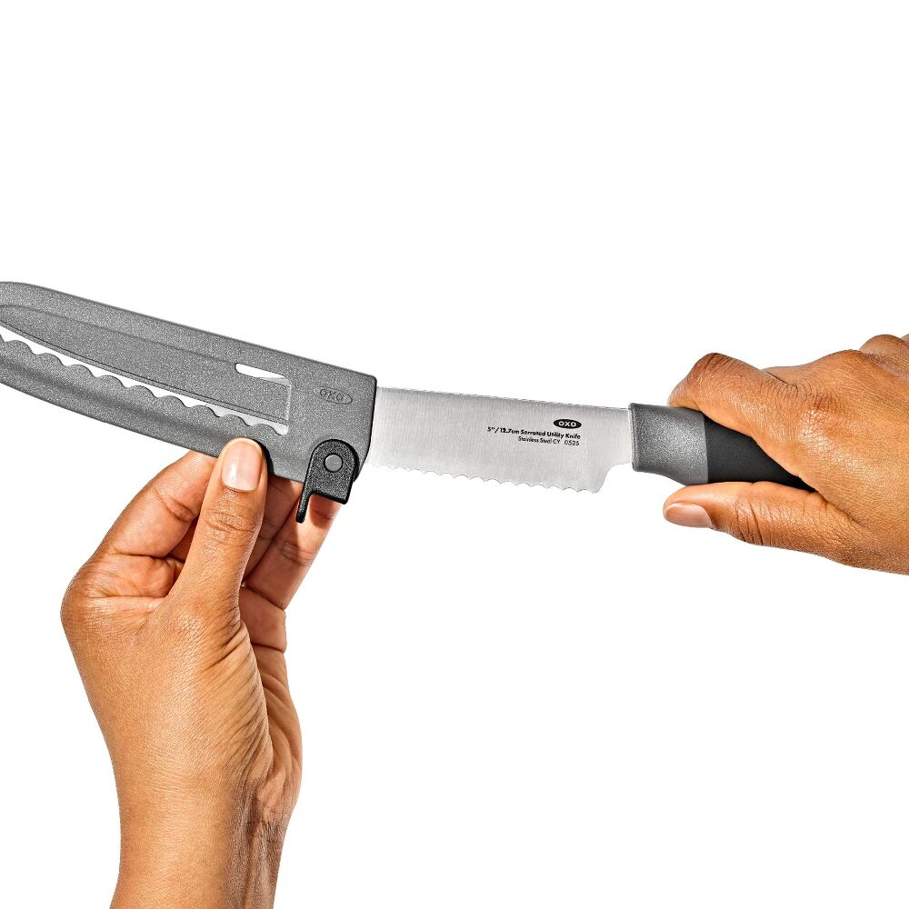 5 in Serrated Utility Knife with Locking Sheath G7