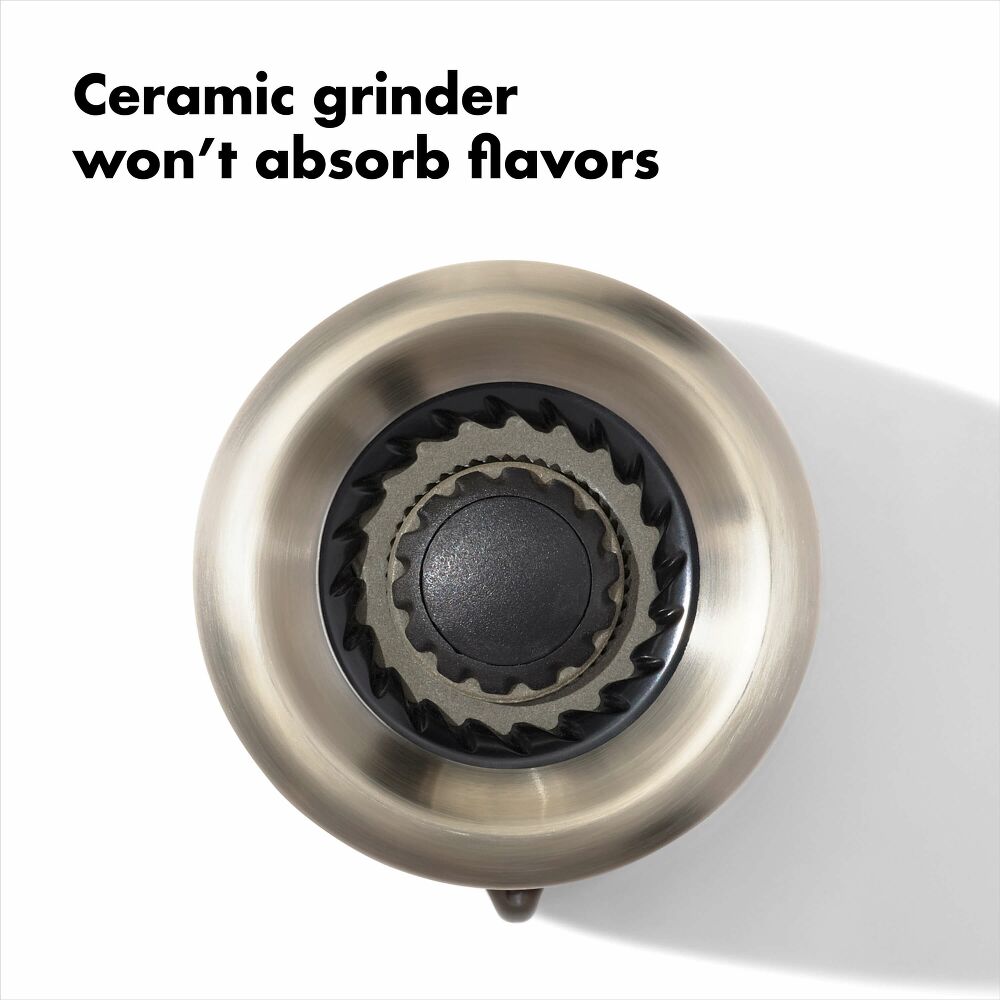 Contoured Mess-Free Salt Grinder O9