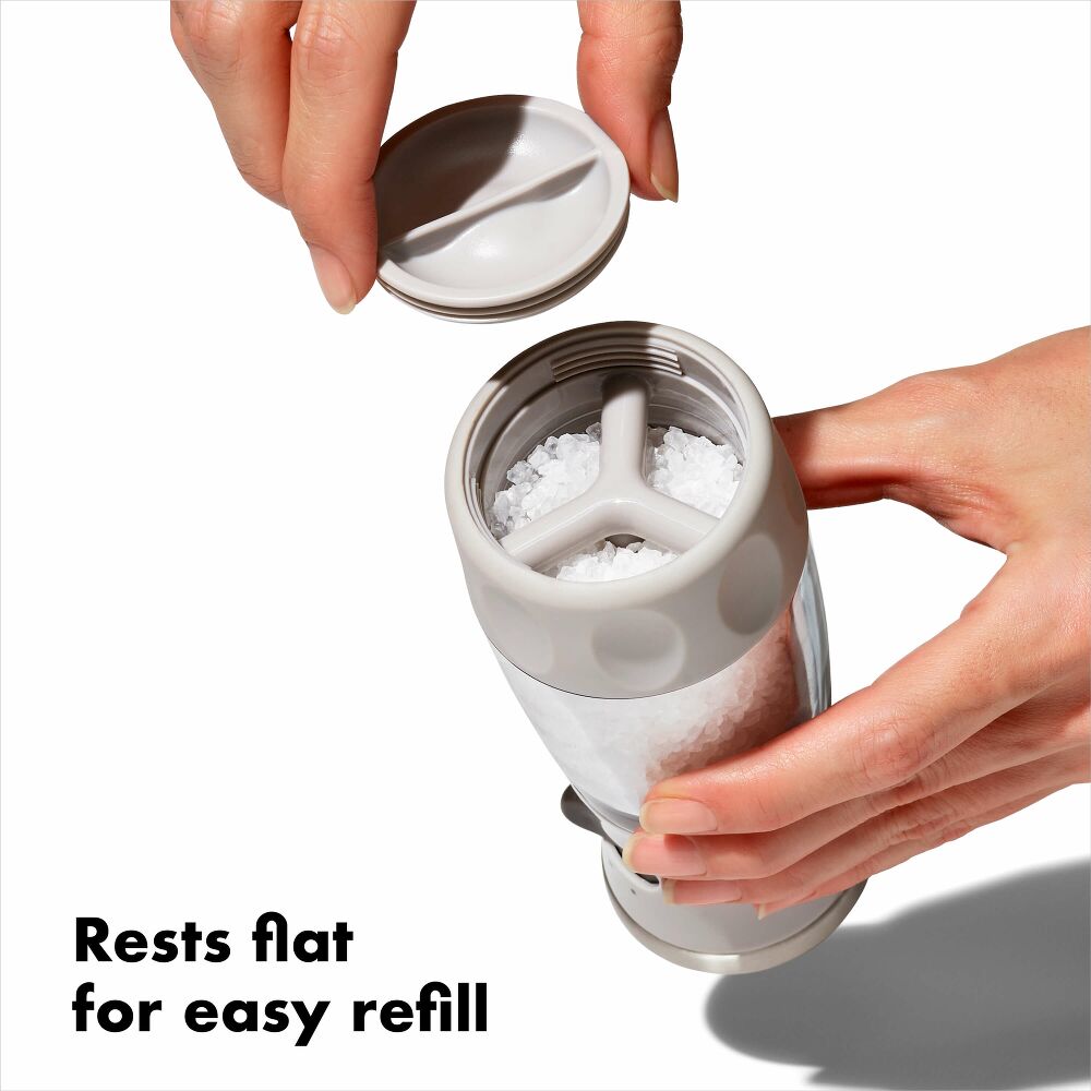 Contoured Mess-Free Salt Grinder O9