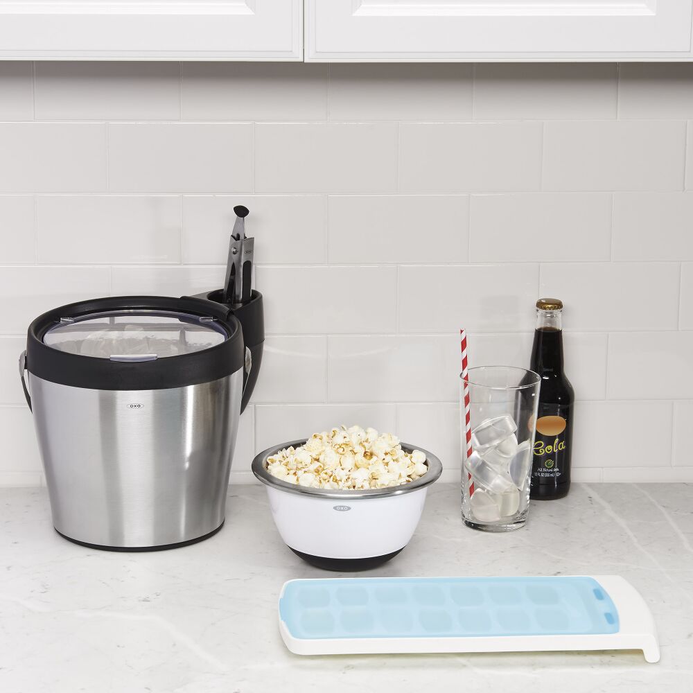 No-Spill Ice Cube Tray A2