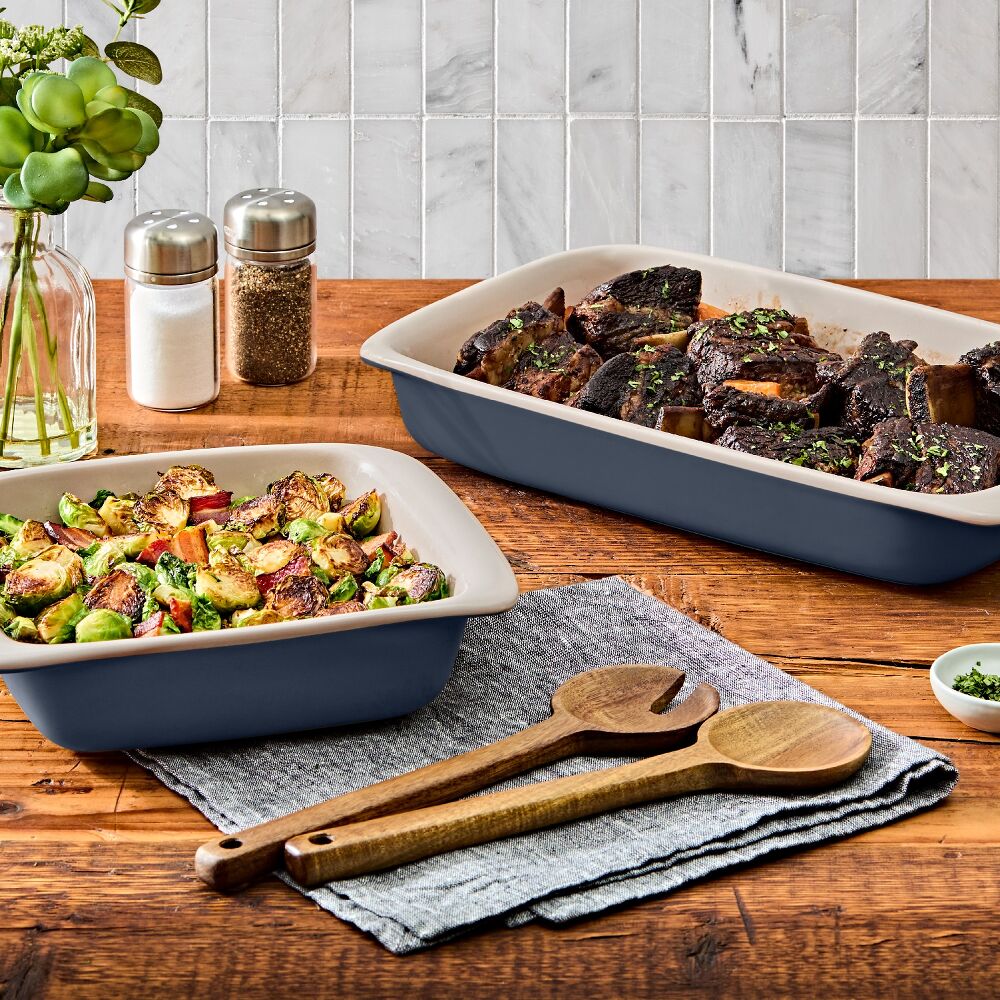 3 Qt Rectangular Stoneware Baking Dish C0