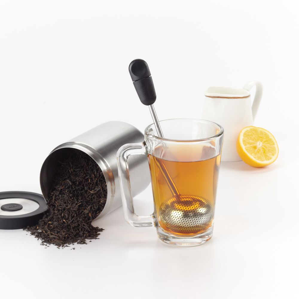 Twisting Tea Ball K9