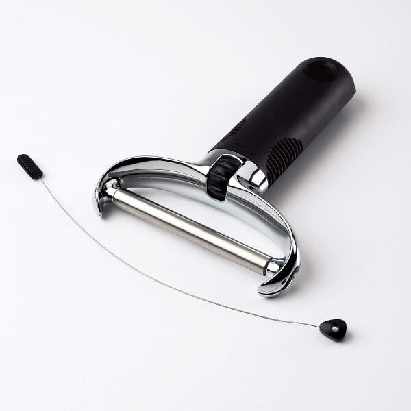 OXO Good Grips Wire Cheese Slicer with Replaceable Wires I4