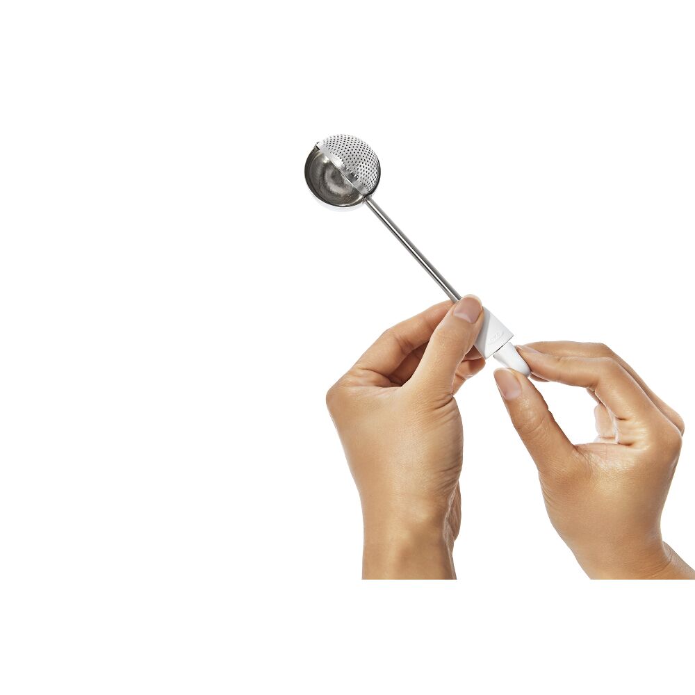 Baker's Dusting Wand K8