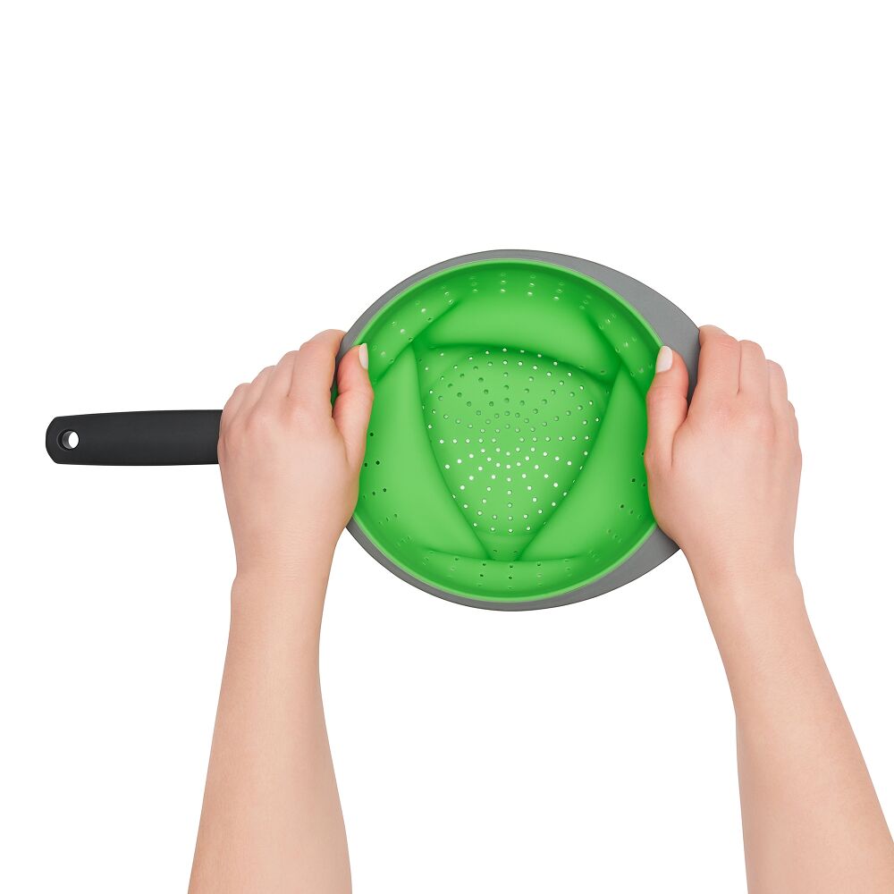 Silicone Collapsible Strainer (2.0 Qt) C0