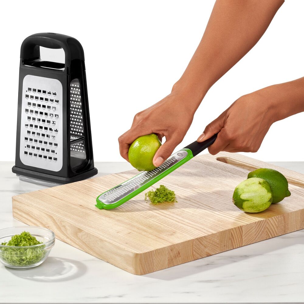 Etched Box Grater With Removable Zester B6
