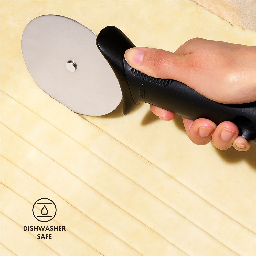 3.5-in. Pizza Wheel D6