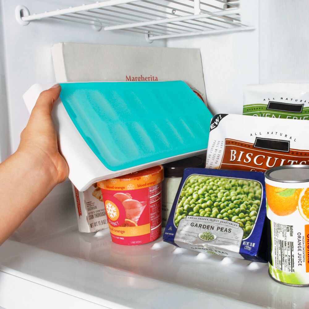 No-Spill Ice Cube Tray - 2 Pack A4