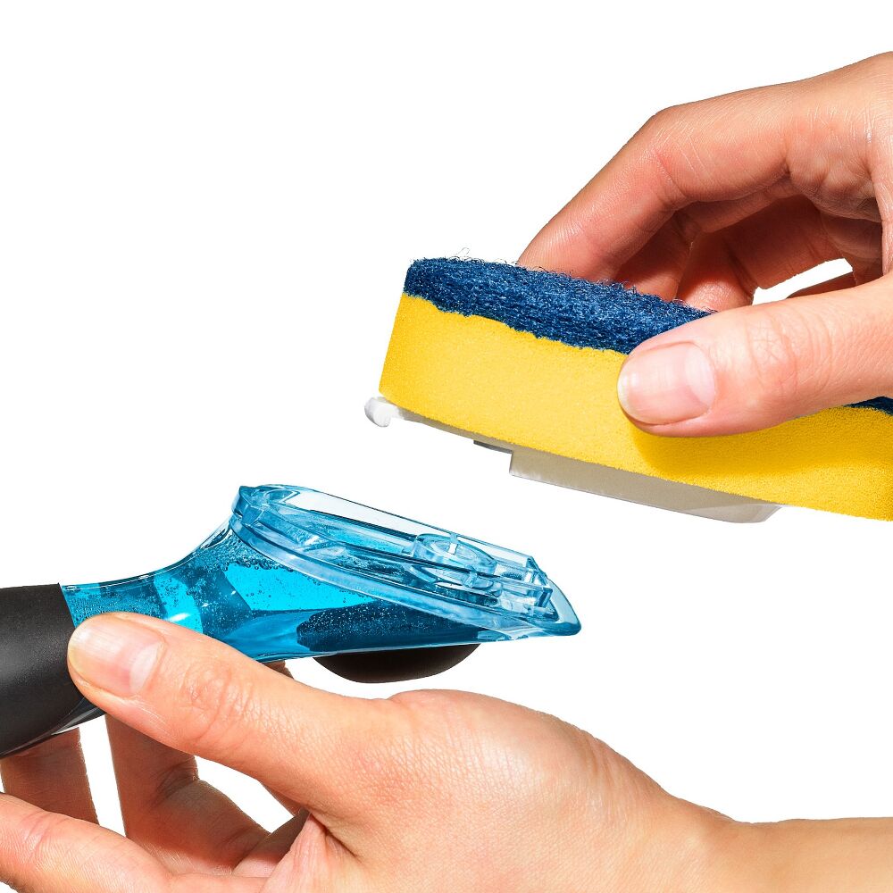 Soap Dispensing Dish Scrub K0