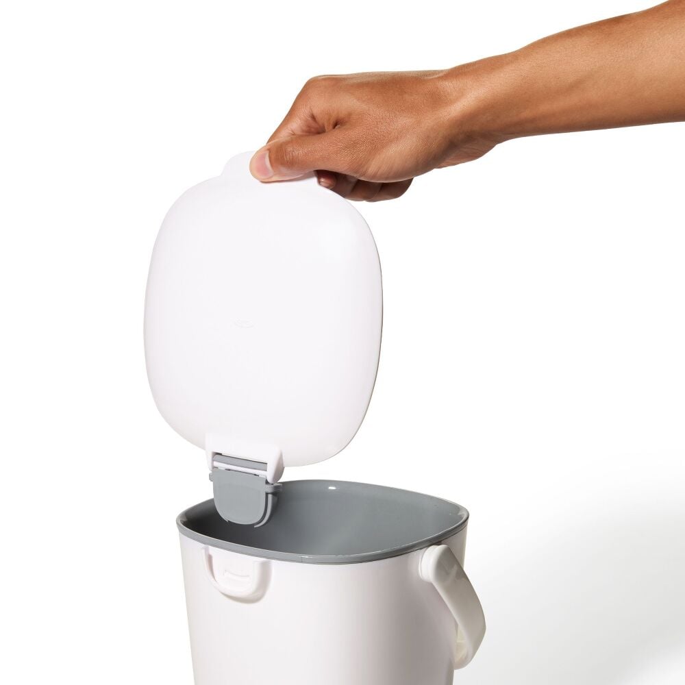Easy-Clean Compost Bin - 0.75 Gal T0