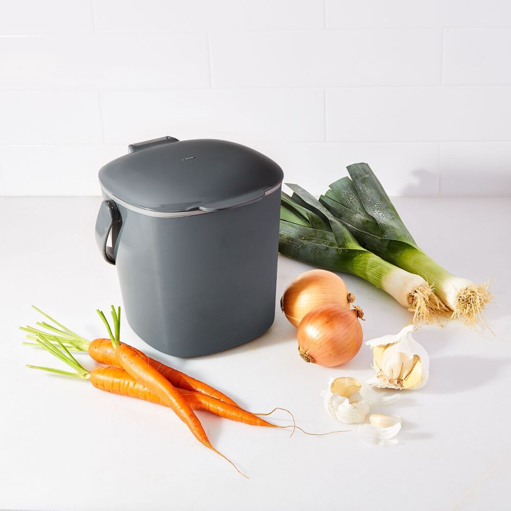Easy-Clean Compost Bin - 0.75 Gal T0
