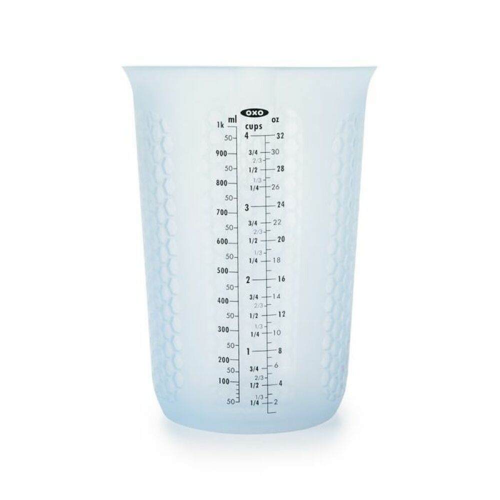 4 Cup Squeeze & Pour Measuring Cup Y3