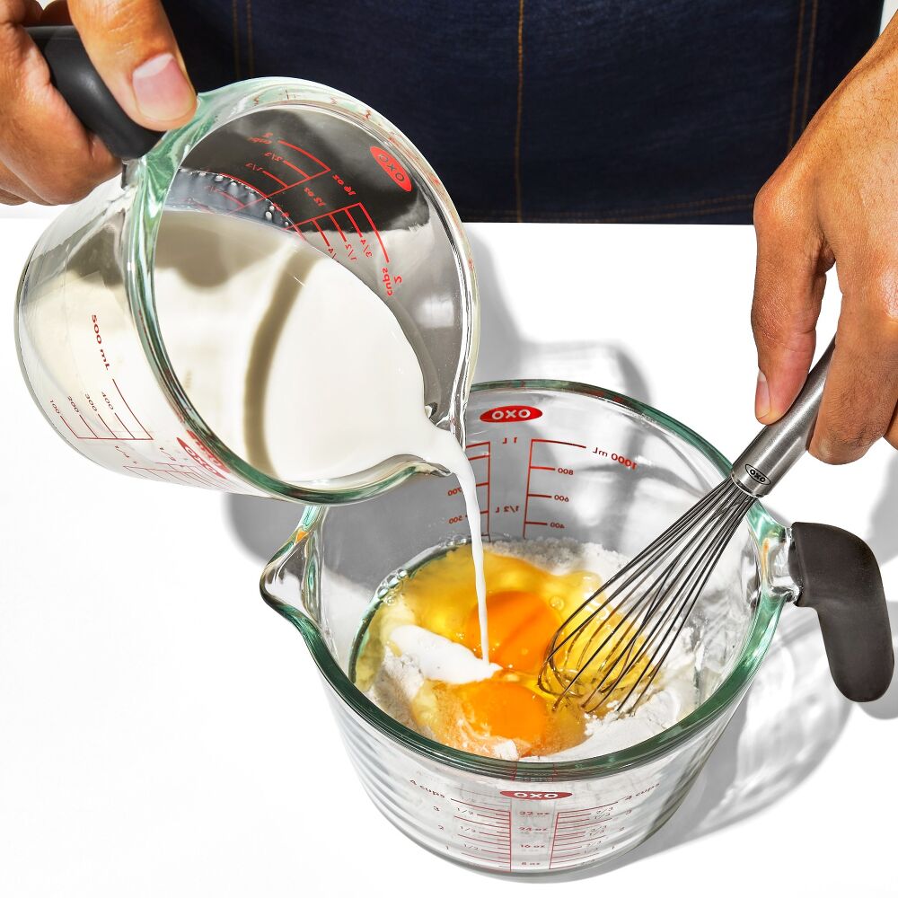 2-Cup and 4-Cup Glass Measuring Cup Set F2