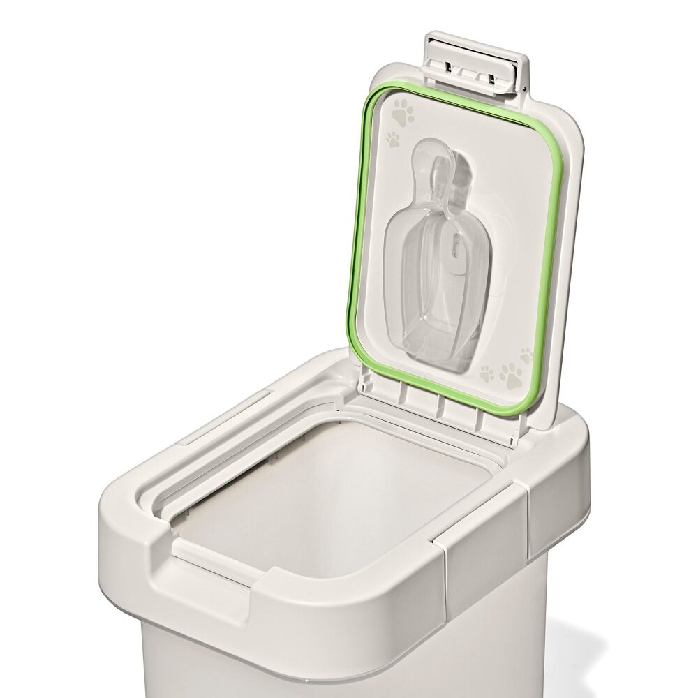 OXO Pet Airtight Food Container with Scoop — Small E0