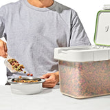 OXO Pet Airtight Food Container with Scoop — Small E0